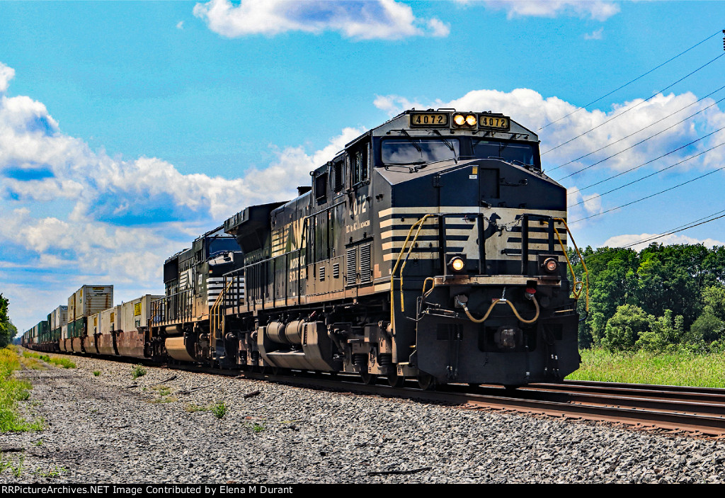 NS 4072 on 230